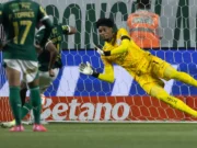 Hugo Souza defende pênalti e Palmeiras e Corinthians ficam no empate