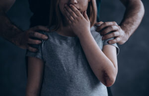 Homem é preso após engravidar menina de 12 anos com era “casado”