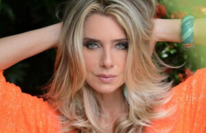 Em clima de carnaval, Leticia Spiller mostra samba no pé só de biquíni: ‘Babaluuuu’