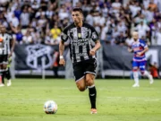Ceará bate Fortaleza no Castelão e segue 100% no estadual