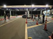 Blitz prende 5 condutores e remove 37 veículos na volta do Carnaval de Chapada