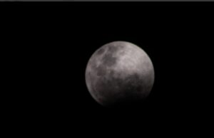 Eclipse lunar total ocorre na próxima madrugada e será visto em todo o Estado