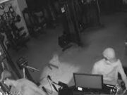 Homem invade e furta academia em frente à delegacia no RJ; veja