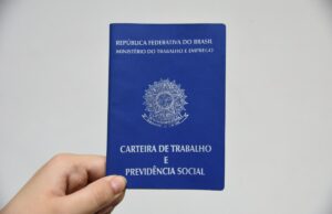 Desemprego sobe para 7% no primeiro trimestre do ano e atinge 7,7 milhões