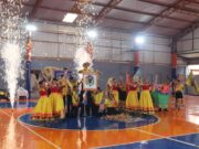 Grupo cultural É Bem Mato Grosso apresenta espetáculo na abertura da XVIII Copa André Maggi