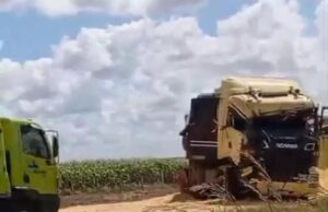 Motorista fica ferido em acidente entre dois caminhões na BR-163