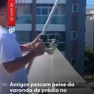 Será? amigos viralizam pescando peixes na varanda de apartamento
