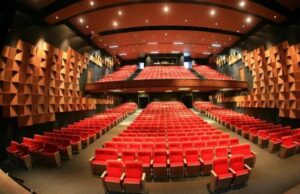 Grupo celebra o Dia das Mães com espetáculo teatral gratuito em Cuiabá