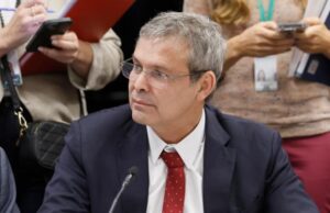 Medida para ‘recalibrar’ IOF sairá até quinta-feira, diz líder do PT