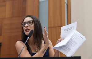 Janaina aponta omissão na AL e cobra instauração de ‘CPI dos Consignados’