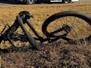 Cicista morre ao ser atropelada por RAM em rodovia de MT