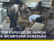 Vídeo Músico é expulso de grupo após incentivar agressão a jovem em SC; veja