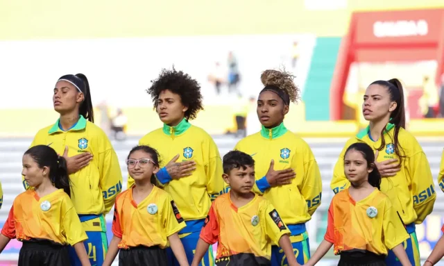 selecao_feminina_de_futebol.webp