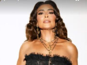 Juliana Paes rouba cena com vestido de renda transparente no Baile do BB
