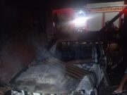 Mulher não aceita término e ateia fogo em carro do ex-companheiro