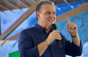 ‘Mundo não precisa de um imperador tirano’, dispara Fávaro sobre tarifaço