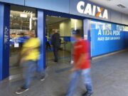 Caixa libera abono salarial para nascidos em novembro e dezembro