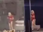 Veja Vídeo – Com fio-dental, pastor de calcinha e peruca é flagrado mais uma vez; veja