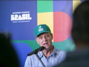 ‘Cada semana, ele escolhe um país para tratar como desafeto’, diz ministro sobre ações de Trump