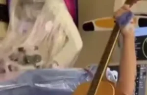 Veja Vídeo – Inglês toca violão durante cirurgia para a retirada de tumor cerebral; veja