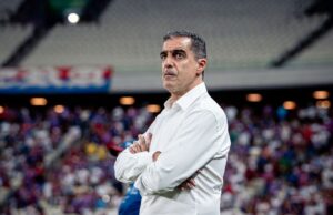 Fortaleza anuncia saída do técnico português Renato Paiva