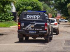 Homem é espancado, morto e tem corpo escondido em quintal de Cuiabá