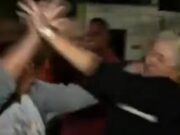 Veja Vídeo – Mulheres brigam ao vivo durante reportagem sobre triângulo amoroso; veja