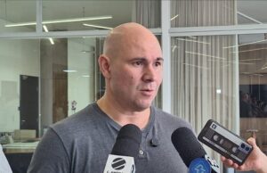 Abilio vê indicativo de greve como inconstitucional e não descarta acionar Justiça