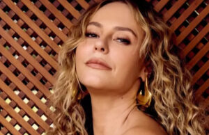 Paolla Oliveira entra no clima de Réveillon e escolhe lingerie especial: ‘Para a virada’