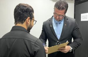 Justiça intima vereador de Cuiabá por ação contra lei transfóbica