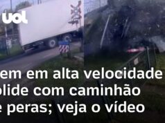 Veja Vídeo – Trem bate em caminhão de peras, destrói veículo e espalha frutas; veja acidente