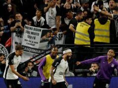 Depay e Yuri Alberto desequilibram e Corinthians vence Majestoso