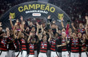 Flamengo derrota Ceará e coroa ano mágico com título Brasileiro