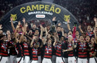 Flamengo derrota Ceará e coroa ano mágico com título Brasileiro
