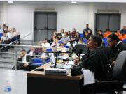 Testemunha diz que réu saiu do local sem se preocupar se vítima estava baleada