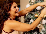 Paolla Oliveira entra no clima do Natal e exibe decoração da árvore em casa: ‘Pronta’