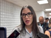 aDeputada expõe caso de estupro a criança em loja do Centro