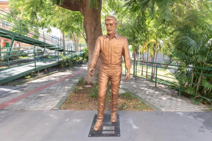 Após atrito, sobrinho afirma que Memorial Dante de Oliveira vai mudar de lugar