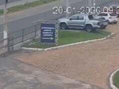 Vídeo mostra instante em que idosa é atropelada por dois carros em VG